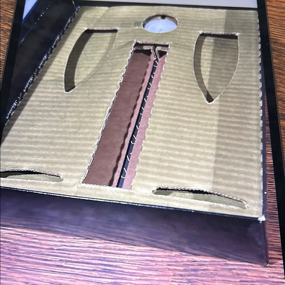 Vintage 1994 Jackie Collin’s Gold and Black Champagne Flute Set - Picture 14 of 16